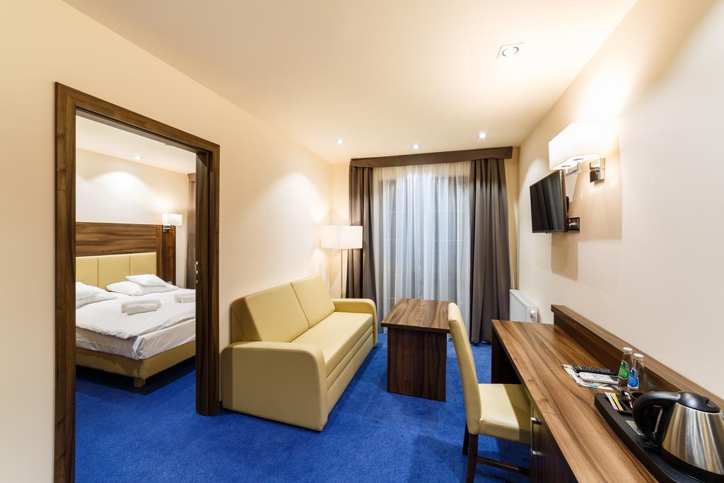 Hotel Sanvit Lake Resort&Spa Okuninka Buitenkant foto